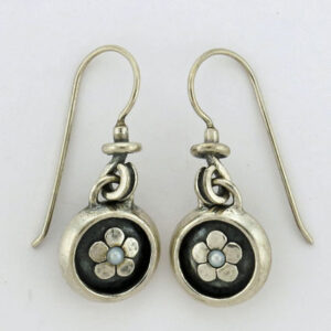 White Flowers Earrings