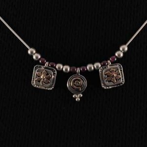Mia Necklace